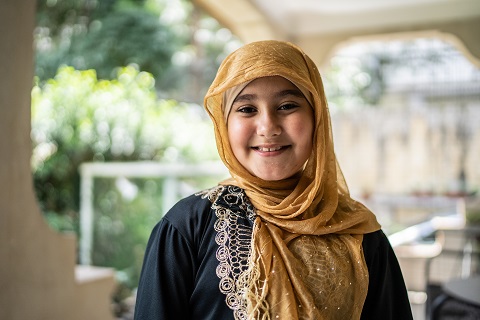 girl in yellow hijab